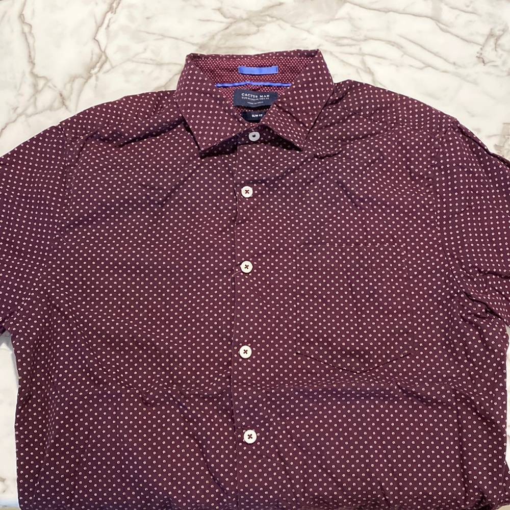 Men’s shortsleeved Dress Shirt